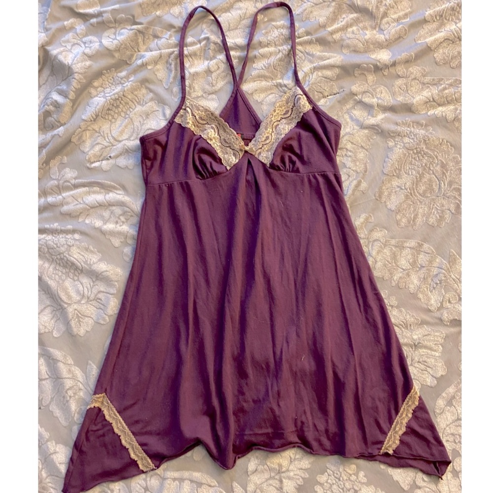 Cute and comfortable nightgown.